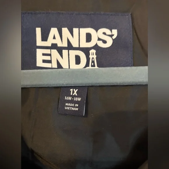 Lands' End Womens Quilted Black Vest - Picture 3 of 8